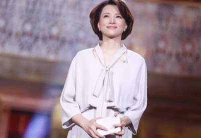 ​央视主持张斌被曝百位情人，活成笑话的亿万夫人胡紫薇令人同情