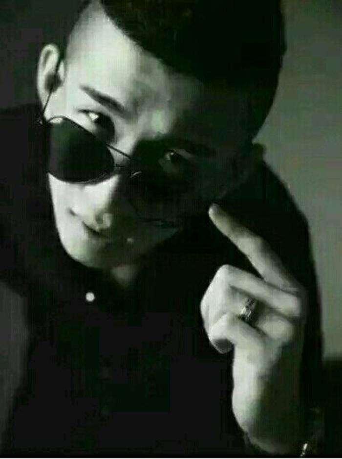 杨清柠被快手大网红封杀，到很多网红直播间都被踢！
