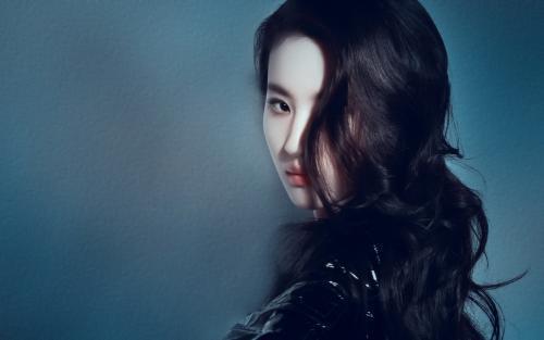 卓伟再放狠话, 刘姓女星为讨好导演不择手段
