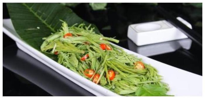 云南一种特色野菜，两天漂洗后才能吃，有独特的松子香味吃过吗？