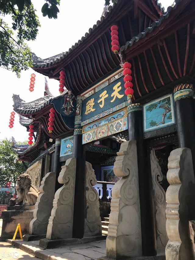 丰都鬼城，现实中的“阎罗殿”