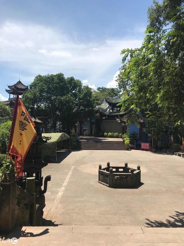 丰都鬼城，现实中的“阎罗殿”