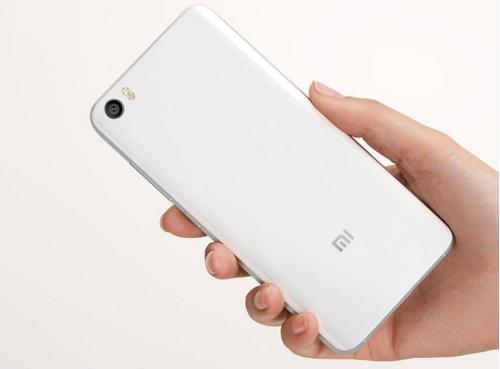 小米5迎来MIUI8.5稳定版大更新，解决卡顿发热问题