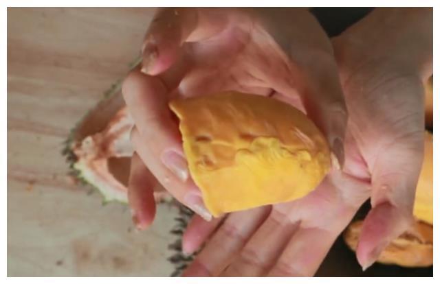 号称“水果王中王”，小小一颗就要700元，产量稀少但十分美味
