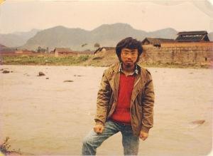 海子轶事三则