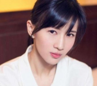 ​papi酱老公身份大揭秘，原来老胡姓徐，两人竟然还是同班同学