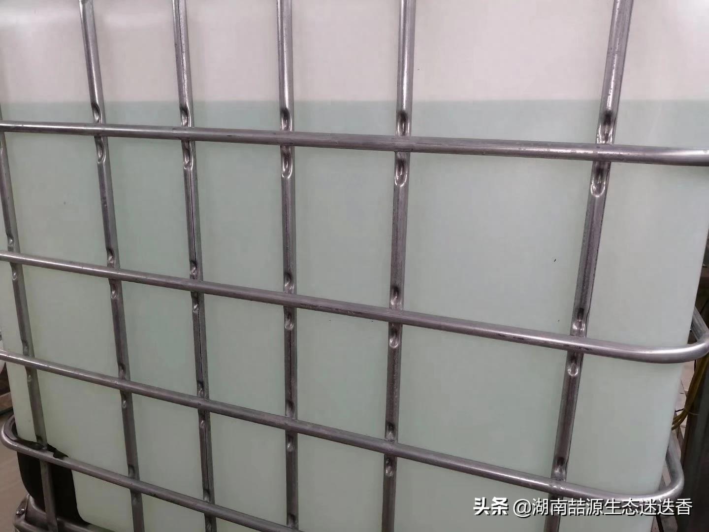 马鞭草酮迷迭香纯露，女人朋友们的最爱。