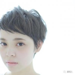 ​7款可爱卷发短发