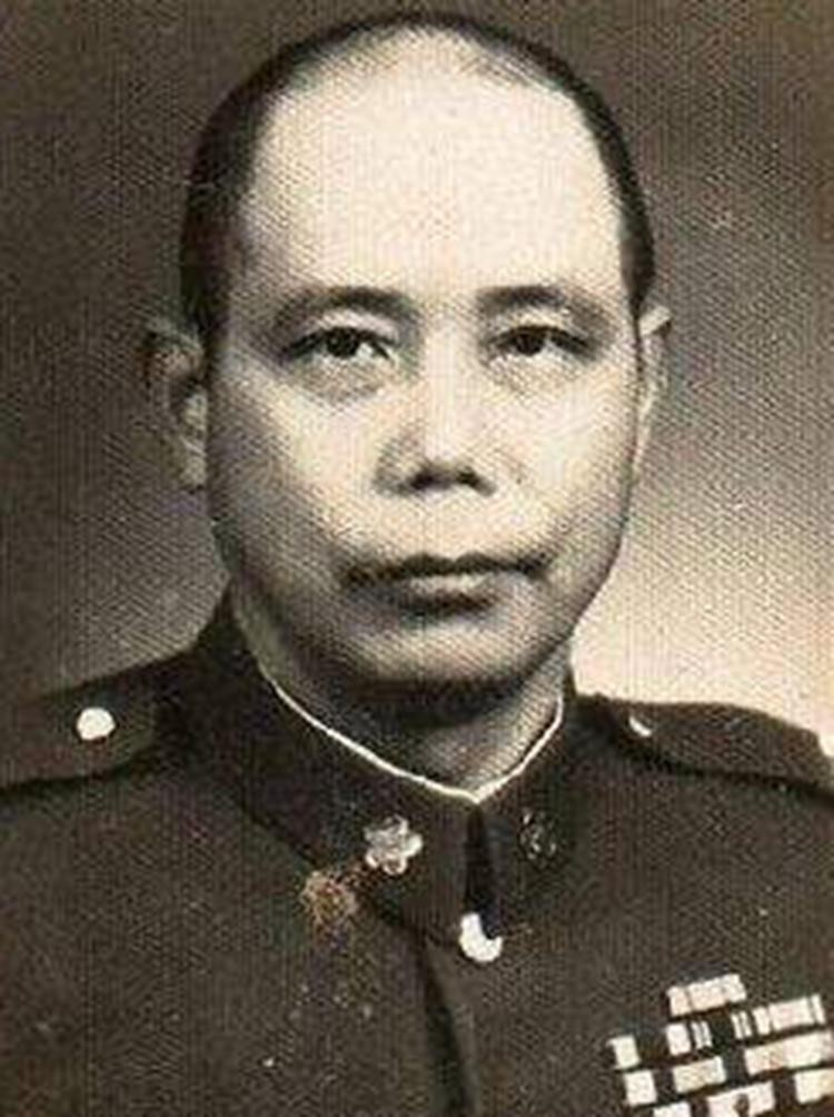 余程万将军简介（余程万是什么军衔）-