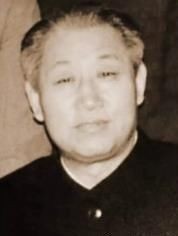 荀慧生妻子吴春生照片 荀慧生有几任妻子，婚姻怎么样