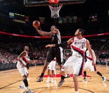 ​NBA76大巨星之卡哇伊-莱昂纳德