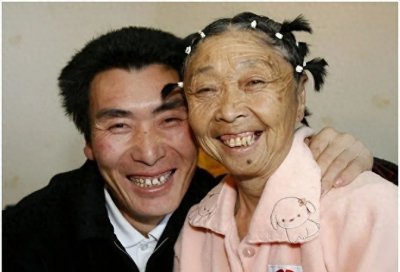 ​曾轰动一时的母子恋，终成笑话一场，88岁马玉琴惨痛婚姻让人感慨