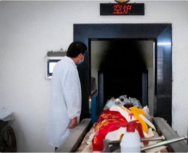 ​2005年，死刑犯毕丽梅，在枪决后“死而复生”，法警又开一枪