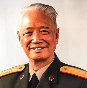 ​国防大学历任校长：共有十一位，全部都是上将，首任校长开国中将