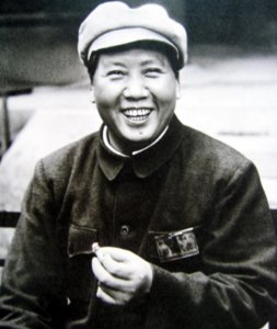 ​毛主席遗体保护：吊唁结束转移到“769”，水晶棺至今无人能复制