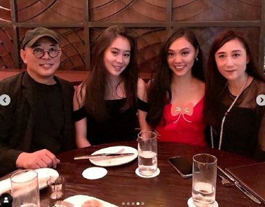 ​李连杰四个女儿，命运各有不同，大女儿36岁未嫁，利智女儿上哈佛