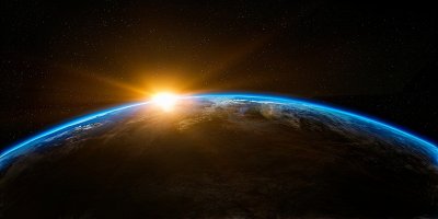 ​太空有UFO出现吗？王亚平揭秘：星星不会眨眼睛，每天能看到16次日出