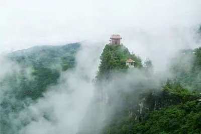 ​巴山秘境，云上仙来，令无数人惊叹向往的巴人河美景