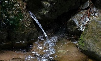 ​山泉水是怎样来的？对人体有什么好处？