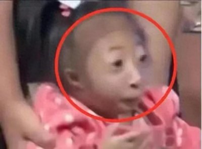​女子生下“小猴子”，马戏团想花钱买下，结果会是怎么样呢？