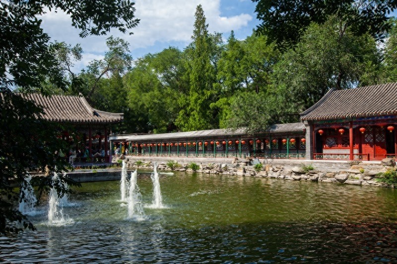 和珅的宅邸恭王府，一座恭王府，半部清代史，清代规模最大王府