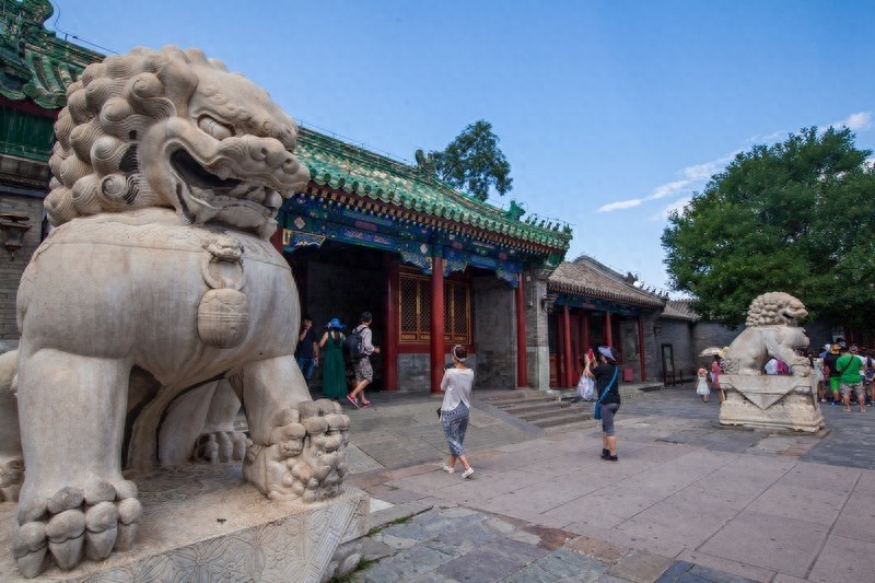 和珅的宅邸恭王府，一座恭王府，半部清代史，清代规模最大王府