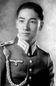 ​蒋介石次子蒋纬国的身世之谜