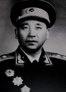 ​秦卫江：秦基伟的儿子，曾担任东部战区陆军司令员，如今已经退役