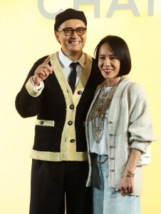 ​69岁周润发被曝患肿瘤离世，曾表示死后捐出56亿财产，本人回应了