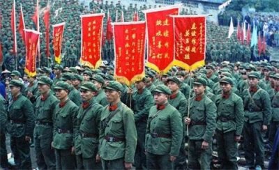 ​7部评分最高的对越自卫反击战电影，每一部都让人泪目，英雄无畏