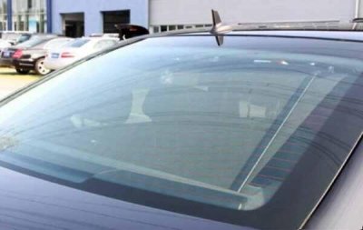 ​后挡风玻璃换一块大概多少钱？汽车玻璃更换价格表