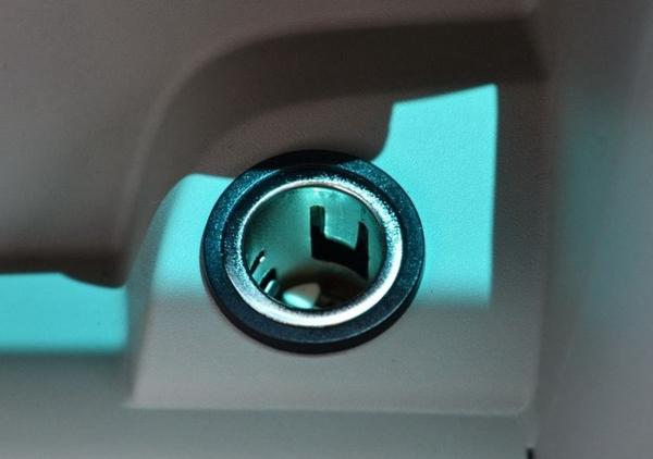 车载点烟器坏了怎么修-