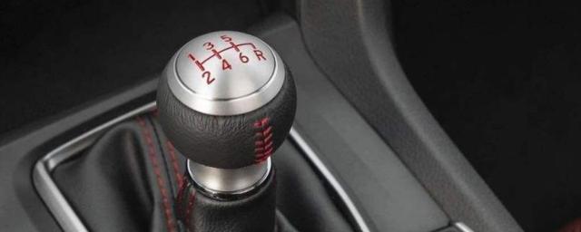 不踩离合器可以换挡吗-