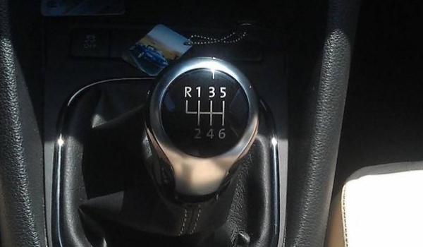 不踩离合器可以换挡吗-