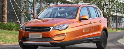 ​机动车年检标志怎么贴