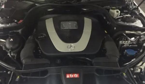 奔驰e300车长多少车宽多少-