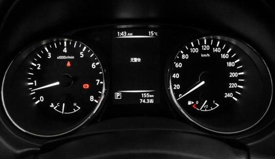 汽车气囊灯亮是什么原因造成的-