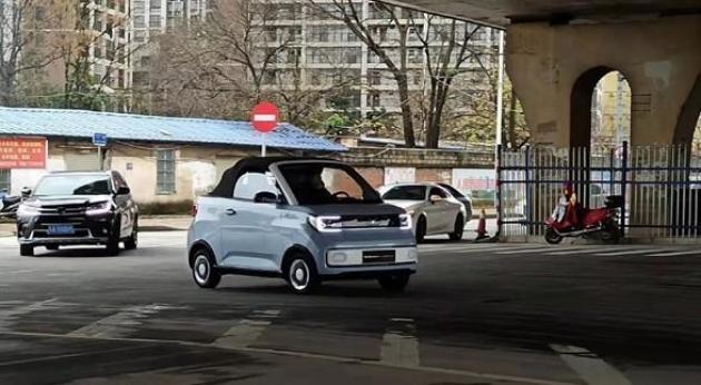 五菱宏光 MINIEV敞篷版曝光 售价5-8万-