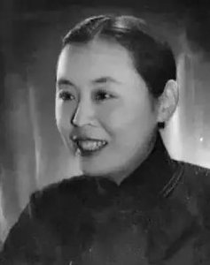 ​“吃货”女汉奸张桂花：丈夫上阵杀敌她卖国，潜逃15年成女校长