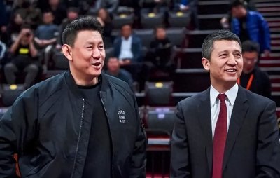 ​王非轻轻一句话，蒋兴权就2个字，郭士强就得赔笑，这是CBA江湖