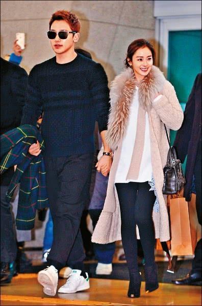 Rain金泰希藏了两年的结婚照曝光,看得出这对夫妻真的很幸福