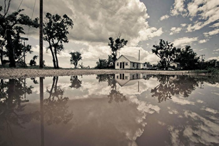 你喜欢僻静的生活吗?这些与世隔绝的房子适合你