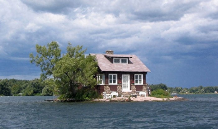 你喜欢僻静的生活吗?这些与世隔绝的房子适合你