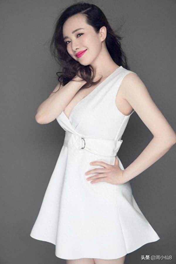 明星孟茜，娱乐圈歌手和演员，清新靓丽，被誉为“宅男女神”