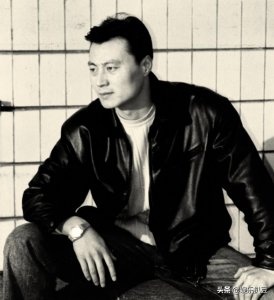 ​“国剧一哥”任程伟，娶上戏同学住地下室多年，今爱情事业双丰收