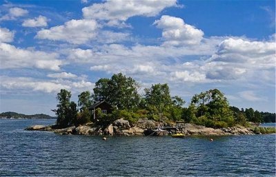 ​100多年前，康有为花150万在欧洲买下一座岛，这岛现在归谁？