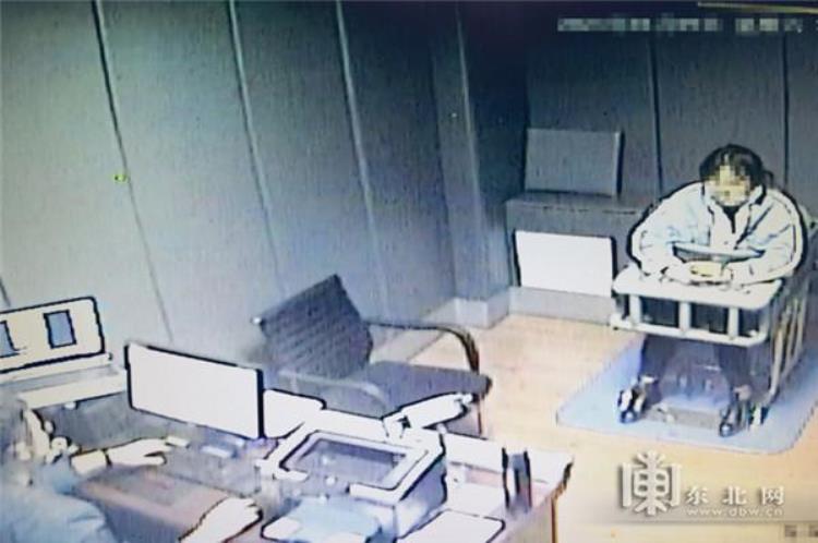 女子猎奇频频偷快递电影,妙龄女子多次偷快递