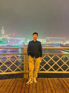 ​《庆余年》中的沈重是一个复杂多面的人物，他既是一个好哥哥，也是一个充满正