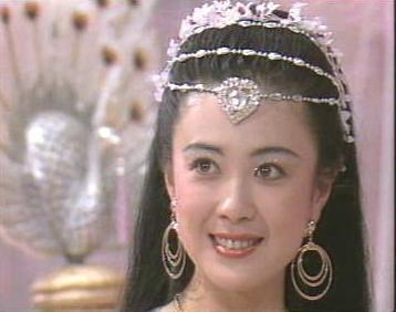 纣王身边的一个奸臣，设计废掉姜皇后，死后却能被封神