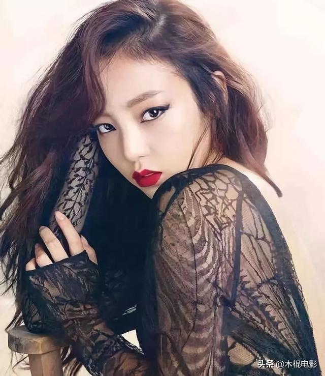 韩国女星具荷拉发悼念雪莉（韩国女星具荷拉疑似自杀身亡）(2)